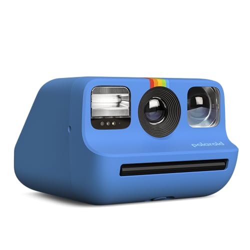 Polaroid Go Generation 2 Mini Instant Camera + Film Bundle Black D62493