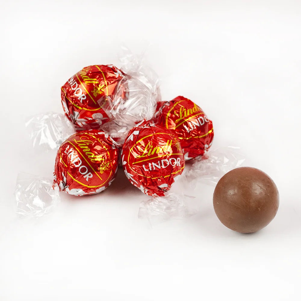 Valentine's Day Candy Gift Tin with Milk Chocolate Truffles W205