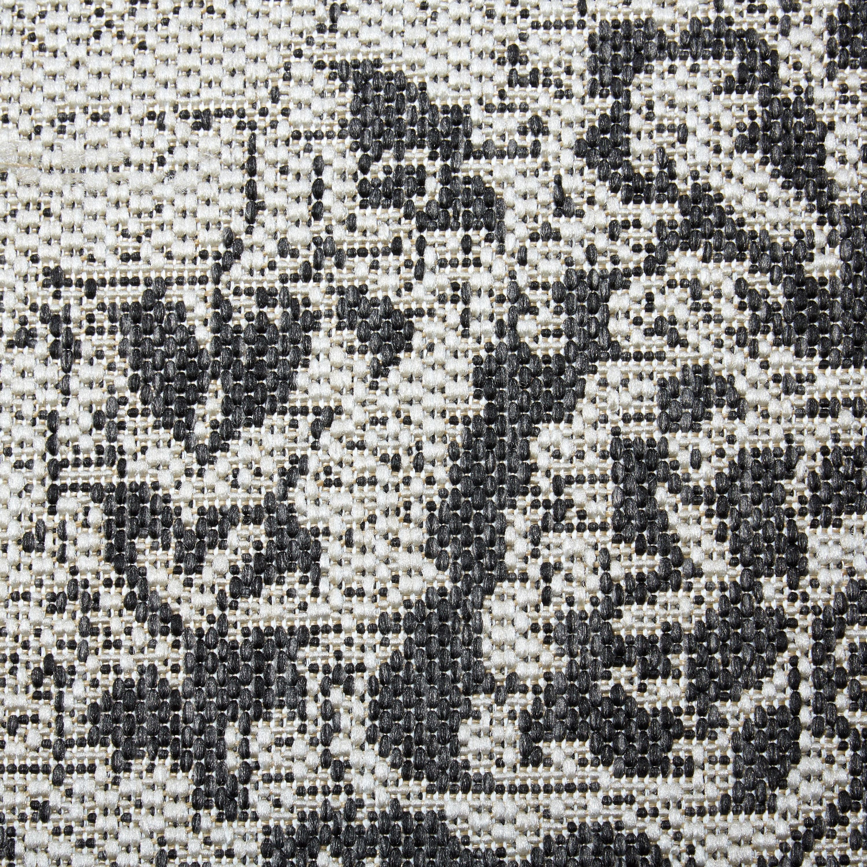 Nicole Miller New York Indoor/Outdoor Area Rug, Grey/Black, 5'2"x7'2" V344376