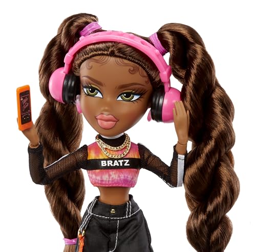 Bratz Alwayz Sasha Fashion Doll with 10 Accessories H43726