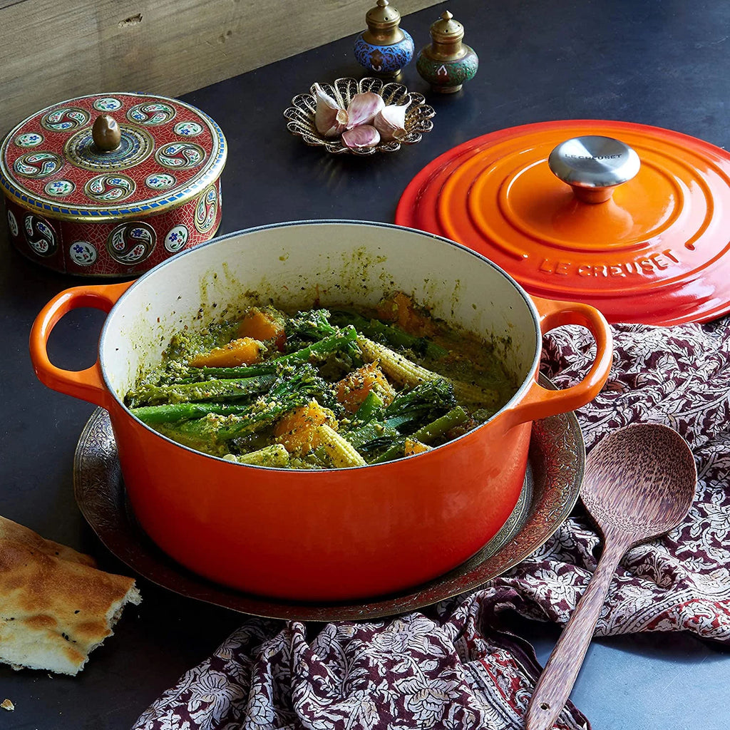 Creuset 9-Piece Signature Cast Iron Cookware Set White Z91667