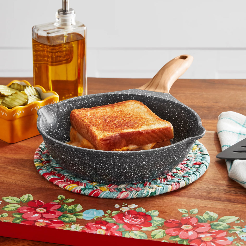 Pioneer Woman Prairie Signature Cast Aluminum 8-Inch Fry Pan, Charcoal Speckle U933275