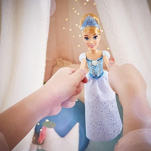 Disney Princess Royal Shimmer Rapunzel Doll with Skirt and Accessories K2417