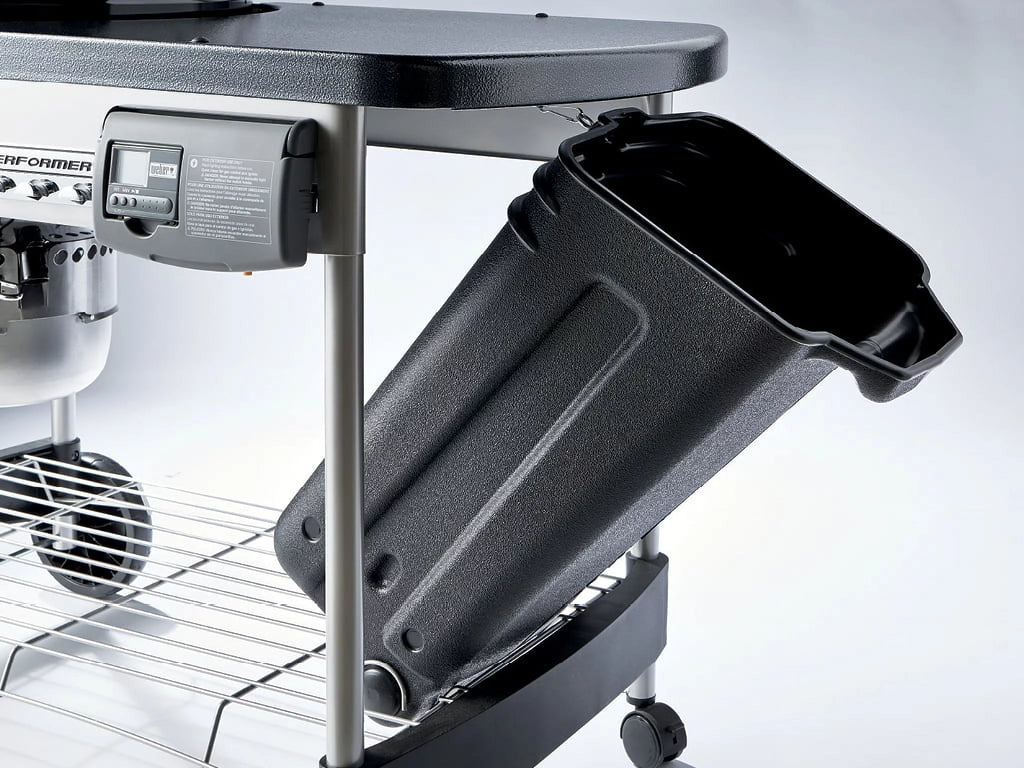 Weber Performer Deluxe 22" Charcoal Grill C381
