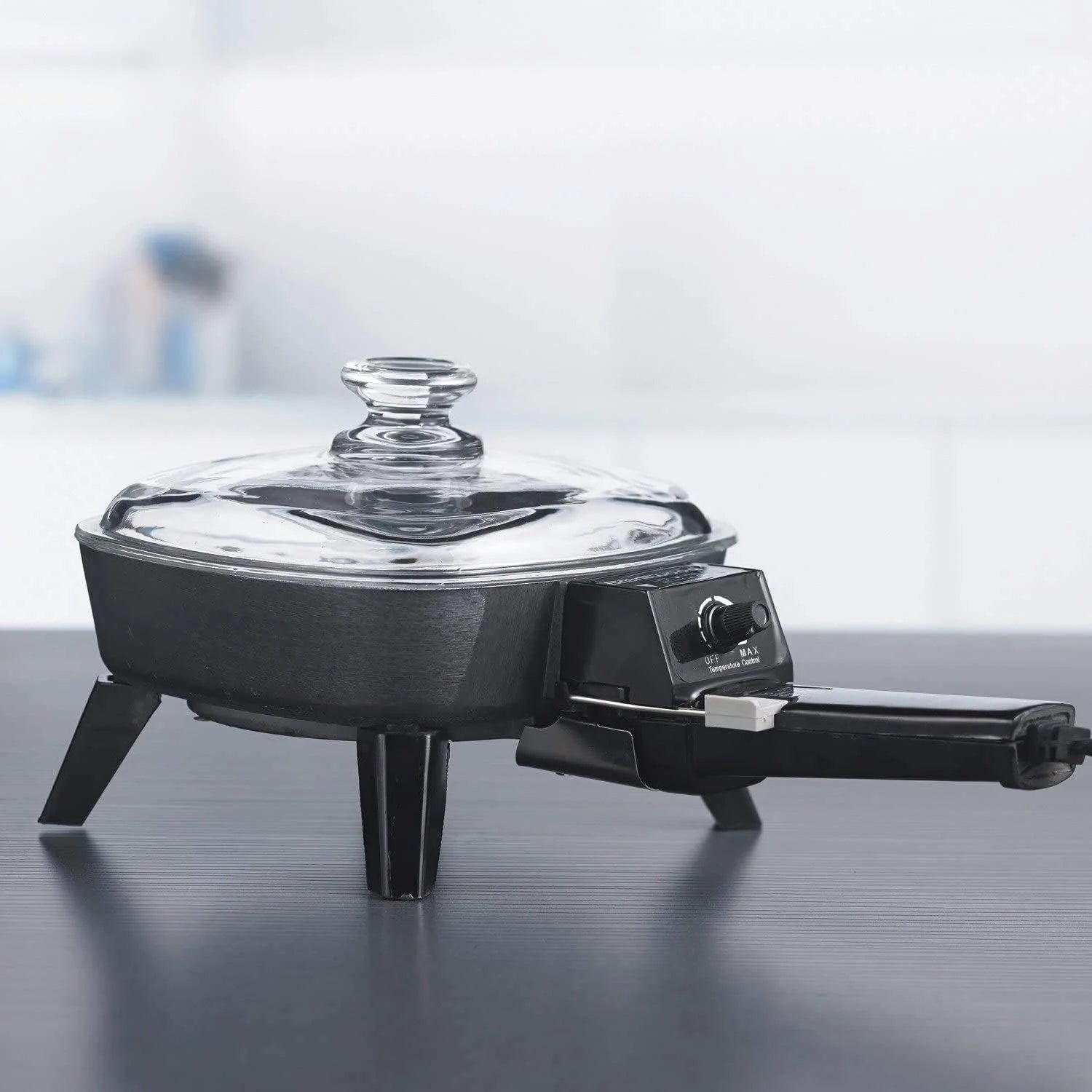 Brentwood SK-45 6" Non-Stick Electric Skillet with Glass Lid S154